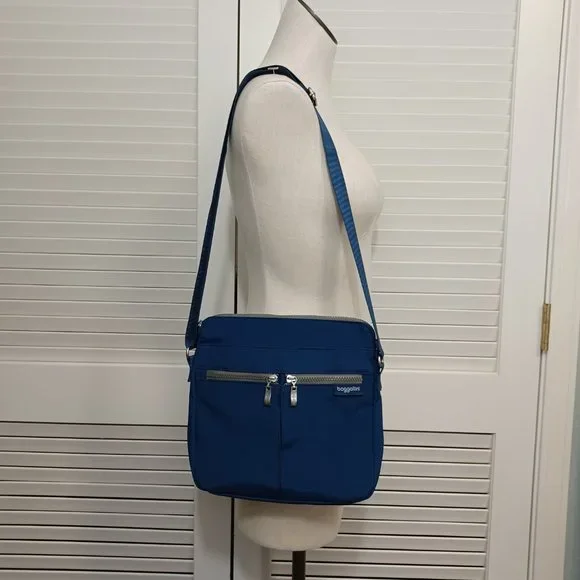 Baggallini Adjustable Crossbody Bag Blue Gray - Picture 9 of 13